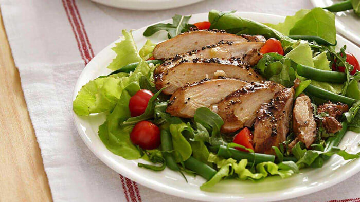 Grilled Peppered Chicken Salad