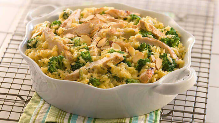 One Dish Chicken Broccoli and Rice Casserole