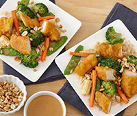 Stir-Fried Chicken and Peanut Sauce