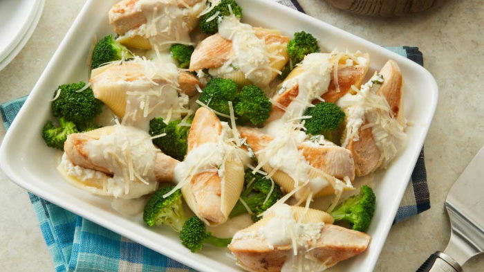 Chicken Stuffed Shells with Alfredo Sauce