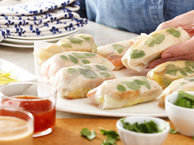 Step 3 Summer Rolls With Dipping Sauce Step 3