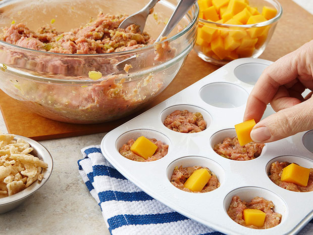 Step 2 Quinoa Meatloaf Bites Step 2