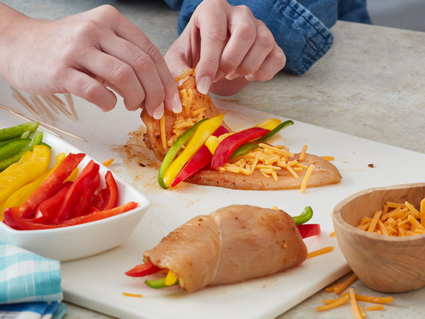 Step 2 Grilled Chicken Fajita Roll Ups Step 2