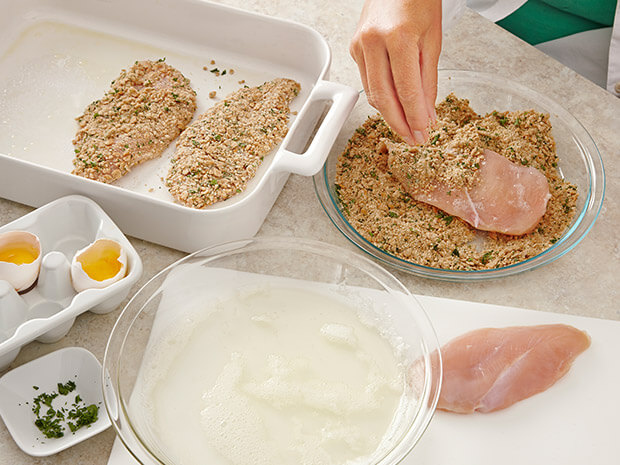Easy 30-Minute Baked Chicken Parmesan Step 2