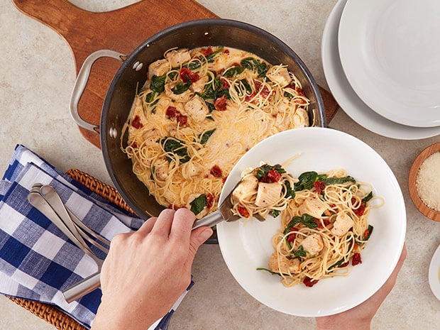 Step 4 Easy One Pot Chicken with Sun-Dried Tomatoes and Spinach Step 4