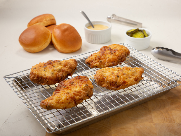 Air Fryer Buttermilk Fried Chicken Sandwich Step 5