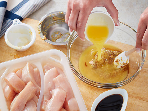 Easy Slow Cooker Chicken Tenders with Honey Mustard Step 1