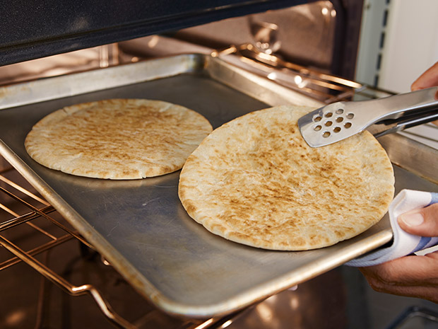 Step 1 Chicken Marinara Pita Pizzas Step 1