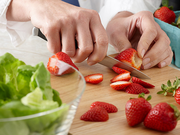 Southern Chicken Salad with Strawberries Step 1