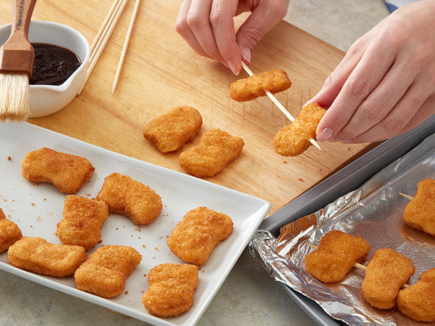 Skewered Chicken Nuggets Satay with Quick Peanut Dipping Sauce Step 1