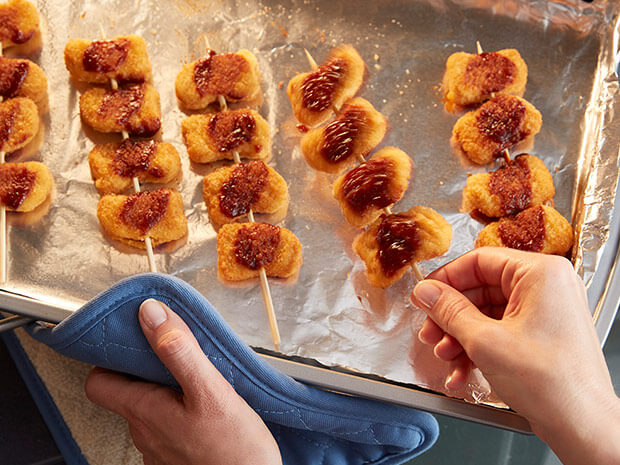 Skewered Chicken Nuggets Satay with Quick Peanut Dipping Sauce Step 2