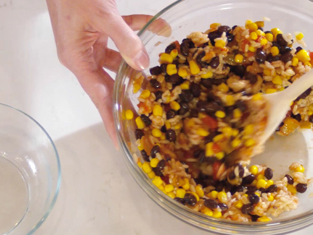 Step 1 Southwest Chicken, Beans & Rice Pouch Step 1