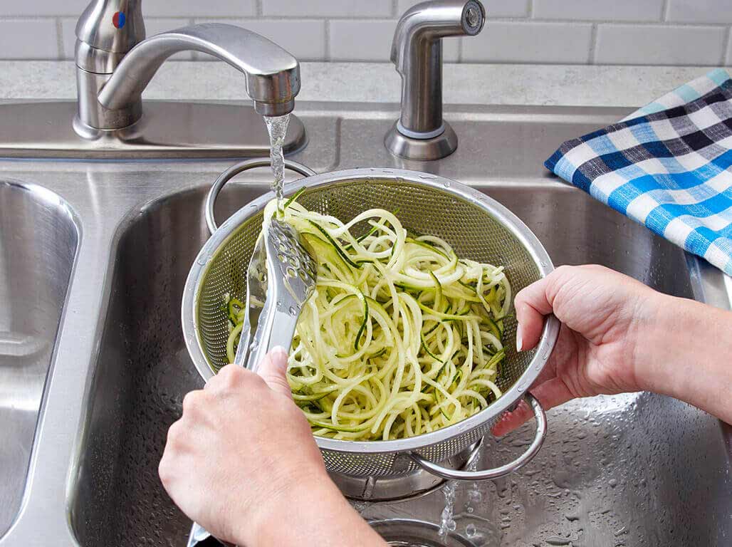 Chicken Strips with Zucchini Noodles and Pesto Step 2