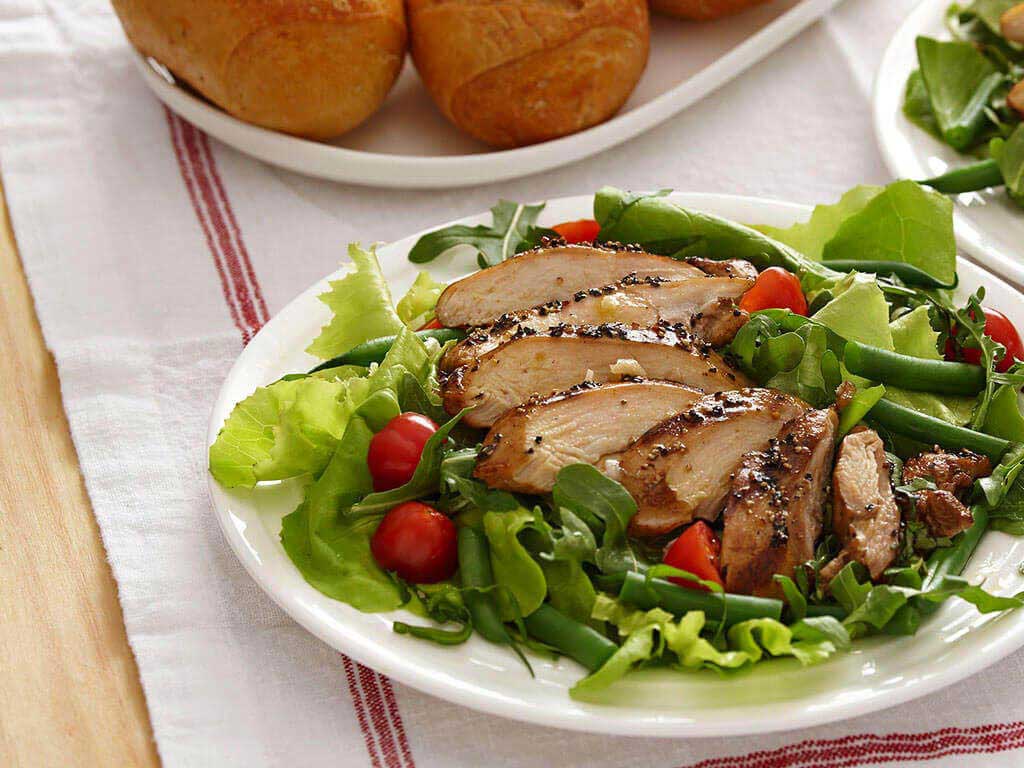 PERDUE® HARVESTLAND® Free Range Boneless Skinless Chicken Thigh Traypack